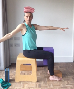 Postnatal Sitting Twists - Birthlight