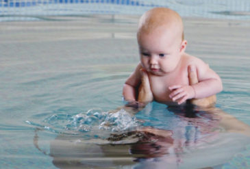 Heading to the Pool with your baby?  All about gentle submersions
