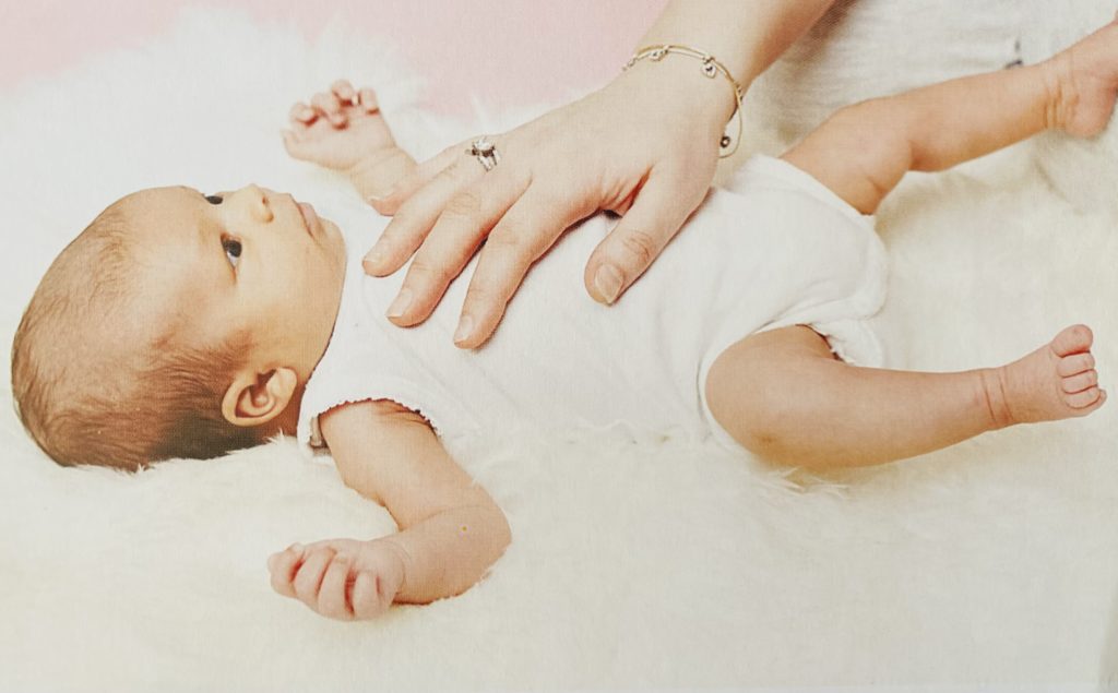 Baby Yoga: the art of relaxed holds - birthlight