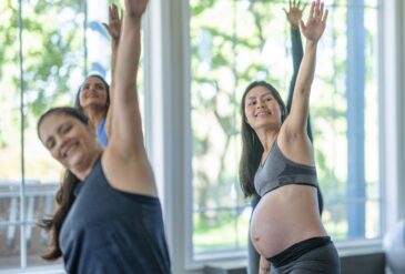 5 Reasons to Practice Prenatal Yoga, aka Yoga for Pregnancy