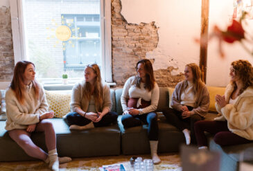 Finding my way to Pregnancy Yoga – From Event Manager to “Mothering the Mothers”